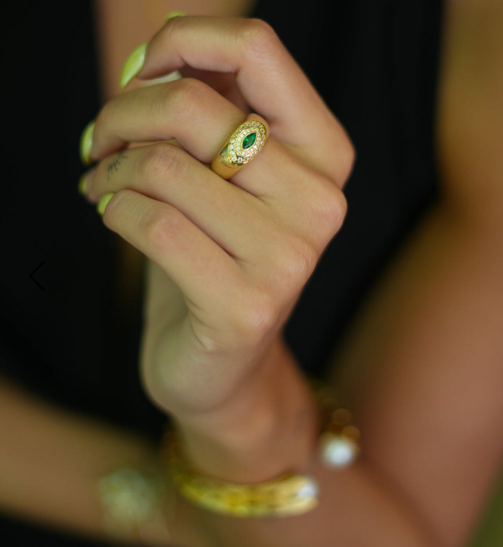 Bague ajustable œil protecteur en or 18k Avec un émeraude